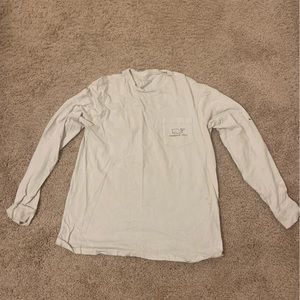 Hits vineyard vines shirt